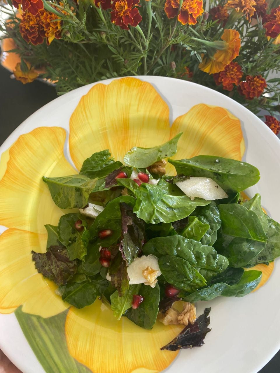Armutlu Ispanak Salata